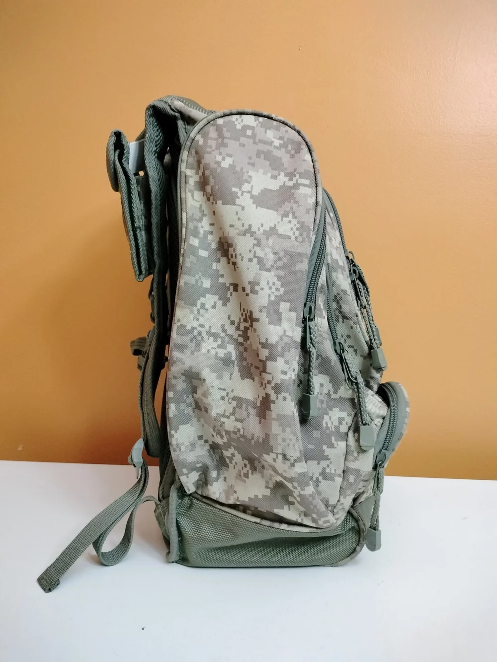 US Military MOLLE ACU Digital Camo 3-Day Assault Backpack Tactical Army Issue